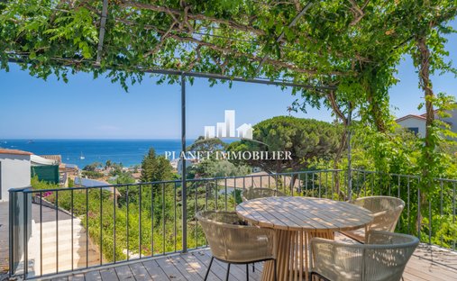 Villa in Gabelle-Courcettes-Les Clos, Vallauris, France 1