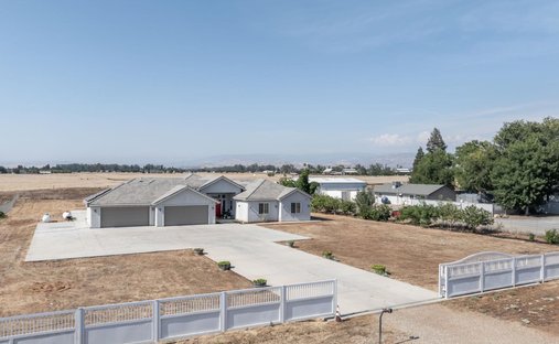 Maison à Sanger, Californie, États-Unis 1