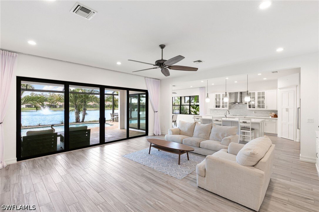 House in Naples, Florida, United States 4 - 18521087