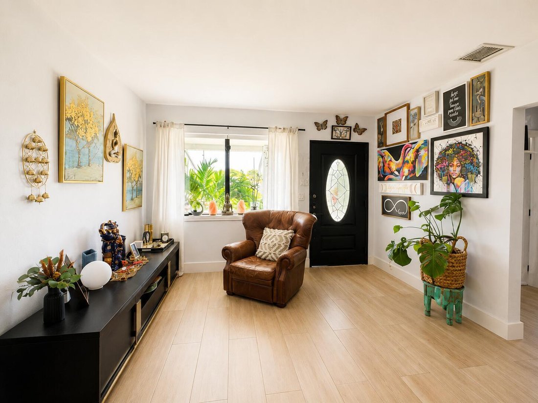 House in Miami, Florida, United States 3 - 18518693