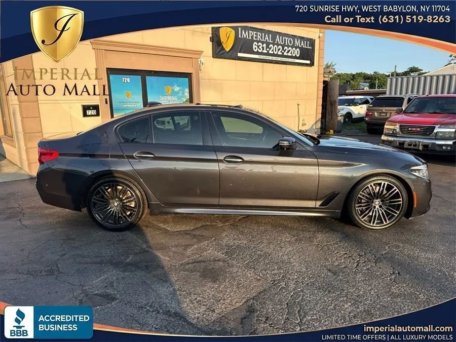 Sedan in West Babylon, NY, United States 4 - 18517810