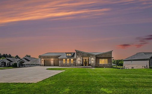 House in Wixom, Michigan, United States 1