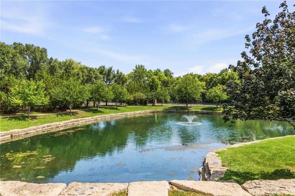 House in Leawood, Kansas, United States 4 - 18519830