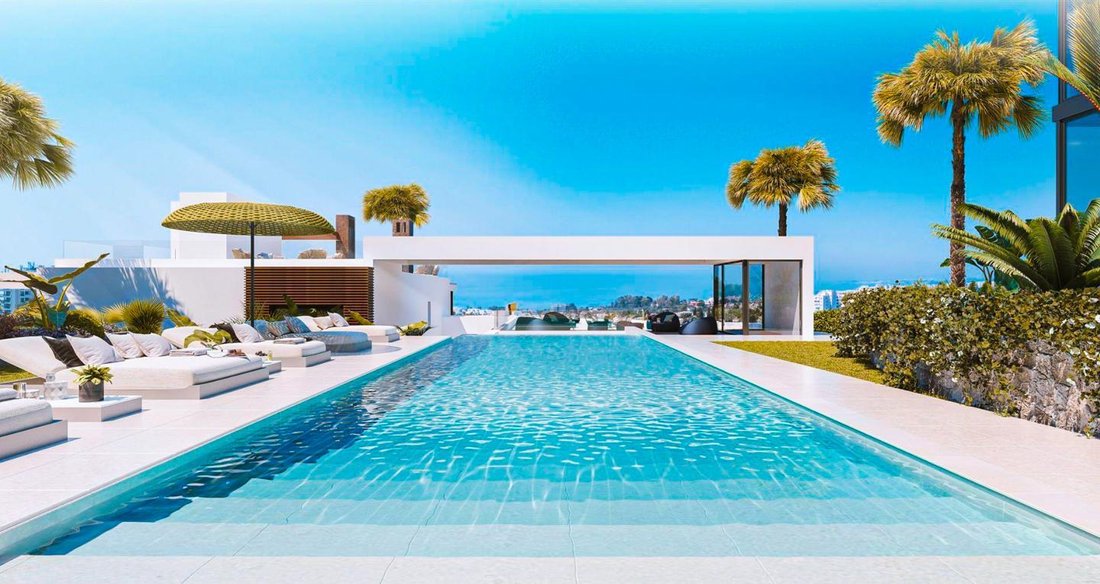 House in Rio Real, Marbella, Andalusia 3 - 18518953