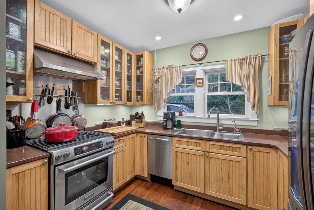 Condo in Provincetown, Massachusetts, United States 3 - 18516757