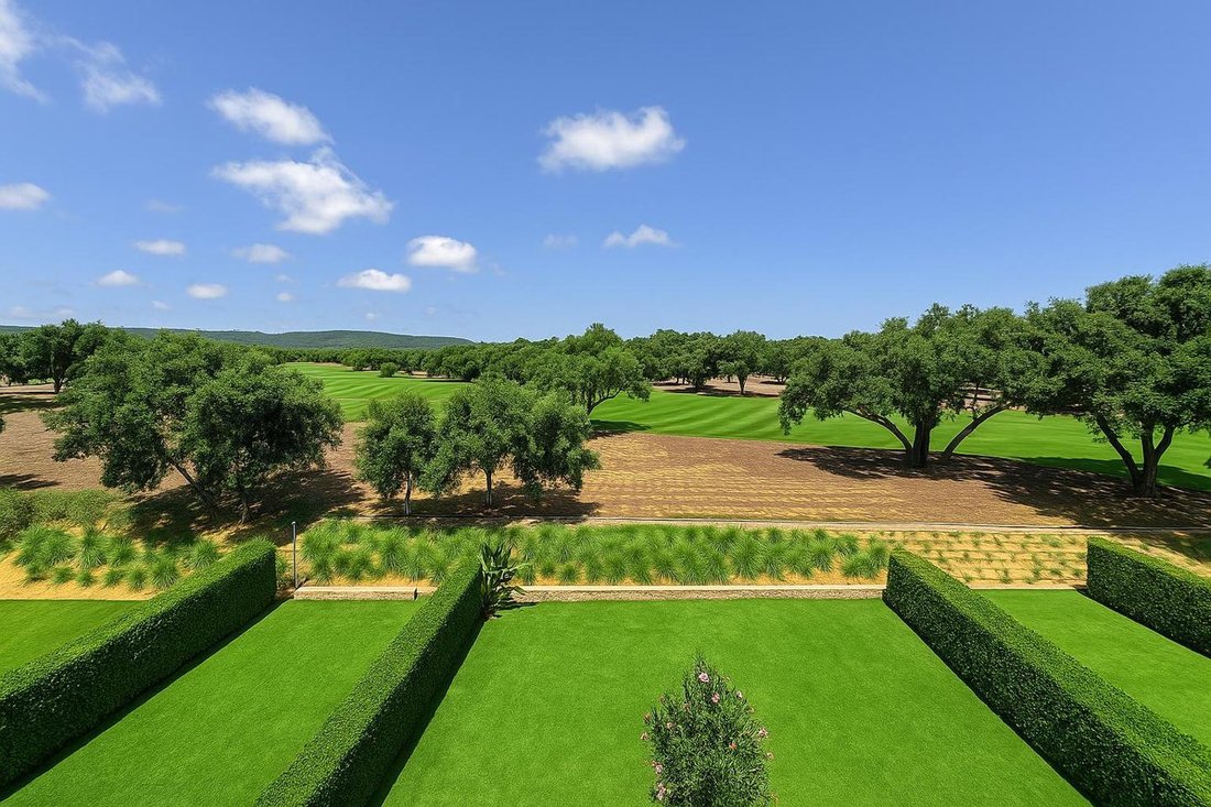 Townhouse in Sotogrande, San Roque, Andalusia 3 - 18518890
