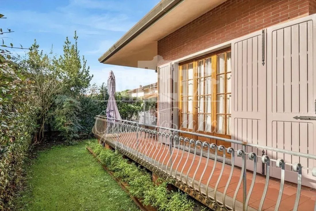 Villa in Center, Forte dei Marmi, Tuscany 1 - 18517930