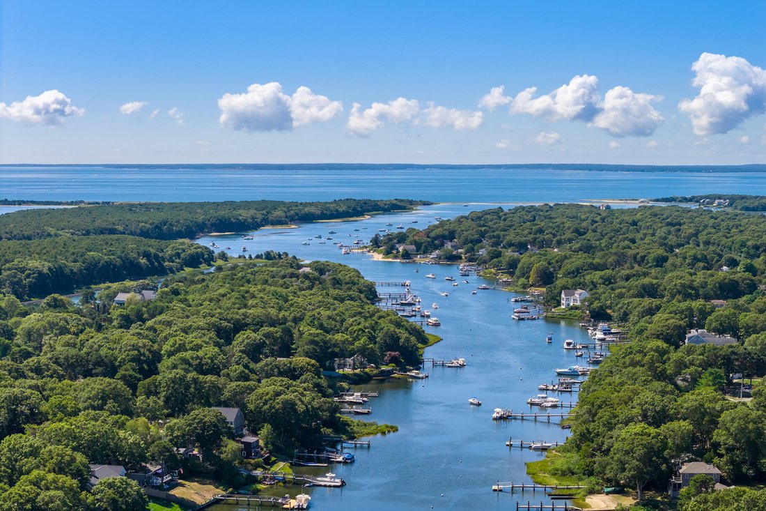House in Falmouth, Massachusetts, United States 1 - 18517616