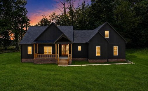 House in Mebane, North Carolina, United States 1