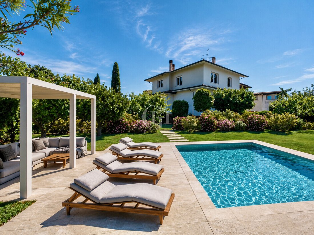 Penthouse in Hill Zone, Padenghe sul Garda, Lombardy 1 - 18520218