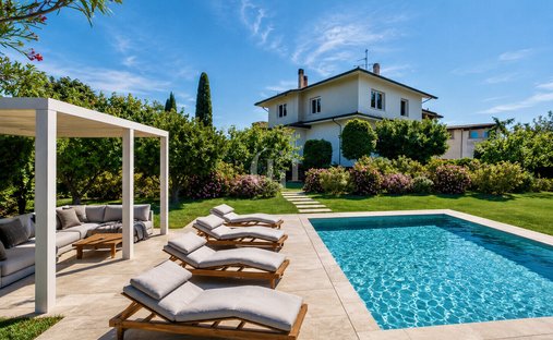 Penthouse in Hill Zone, Padenghe sul Garda, Lombardy 1