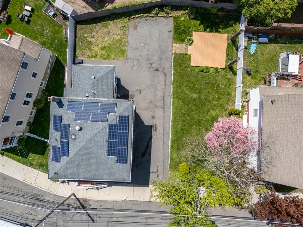House in Malden, Massachusetts, United States 3 - 18518040