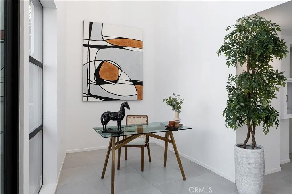 Condo in Los Angeles, California, United States 4 - 16523384