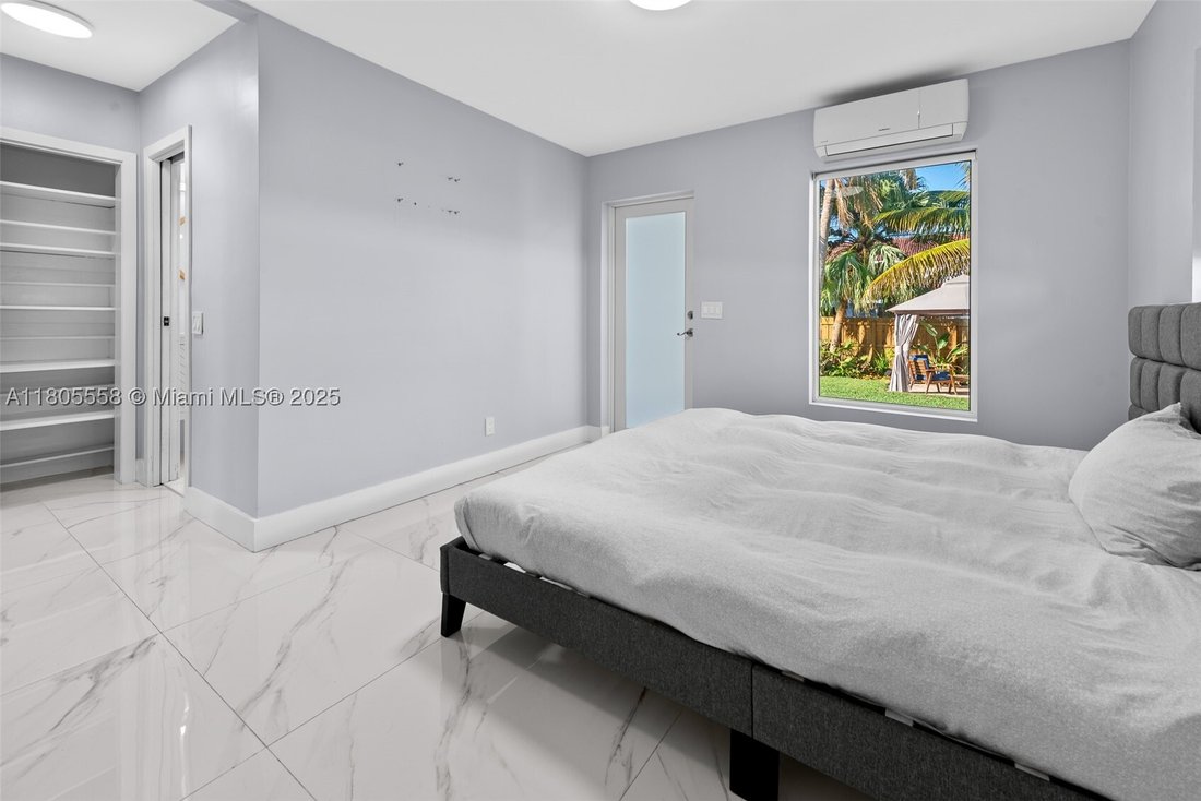 House in Hollywood, Florida, United States 5 - 16640196