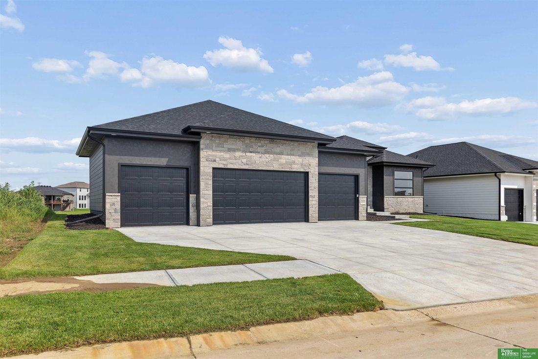House in Omaha, Nebraska, United States 3 - 18212660