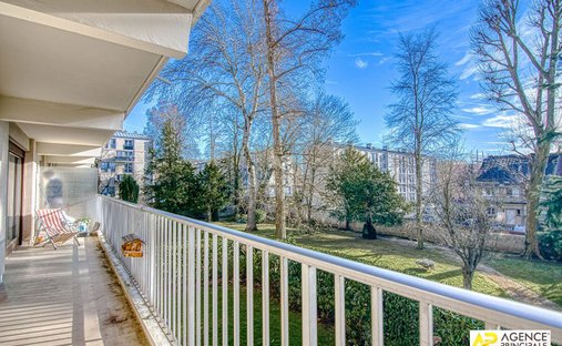 Apartment in Domaine National du Château, Versailles, France 1