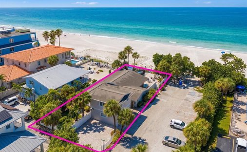 House in Indian Shores, Florida, United States 1
