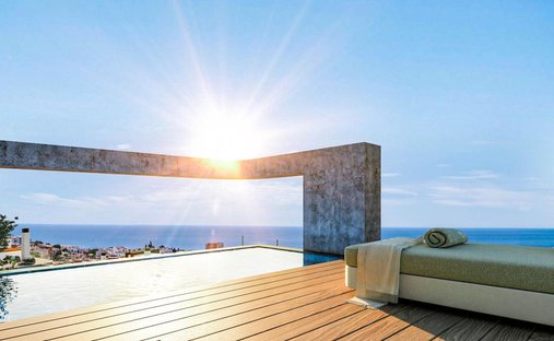Penthouse in Elviria-Cabopino, Marbella, Spain 1
