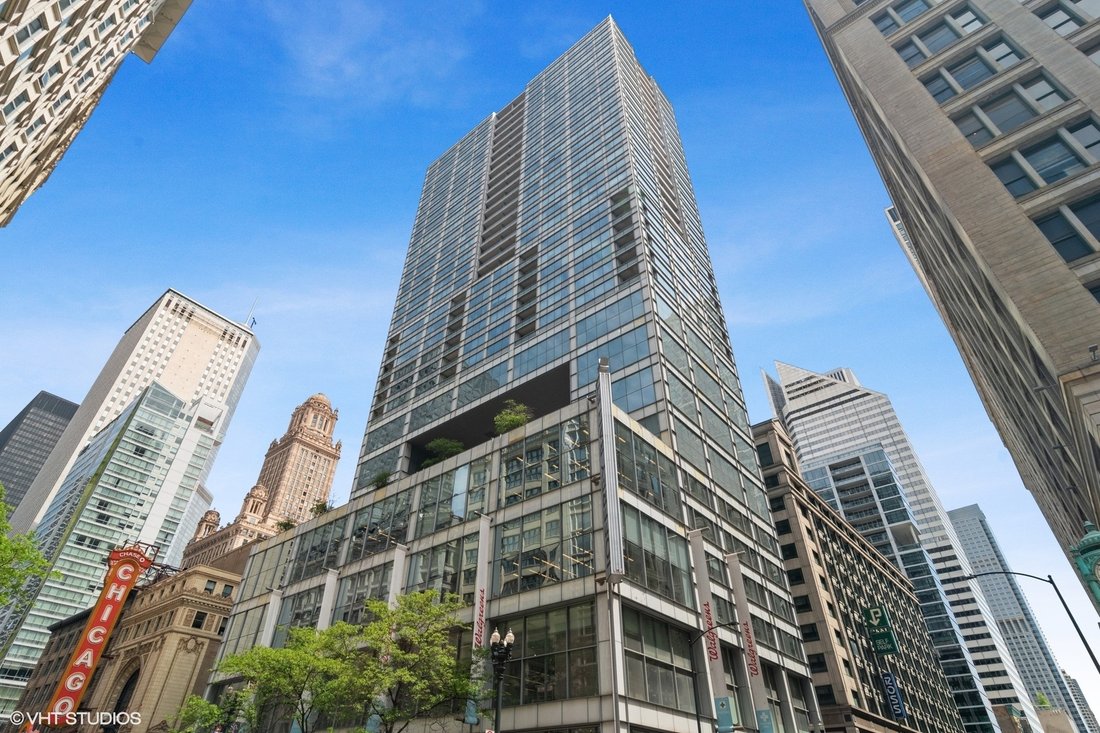 Condo in Chicago, Illinois, United States 1 - 18517316