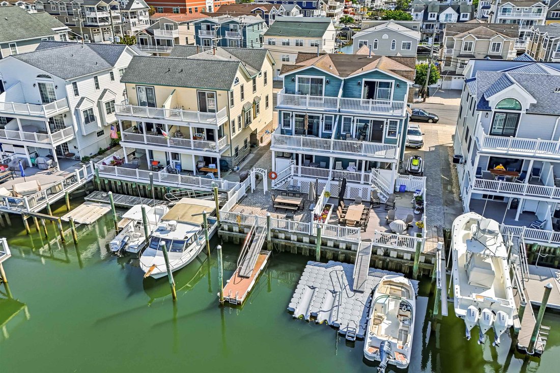 Townhouse in Sea Isle City, New Jersey, United States 1 - 18518384