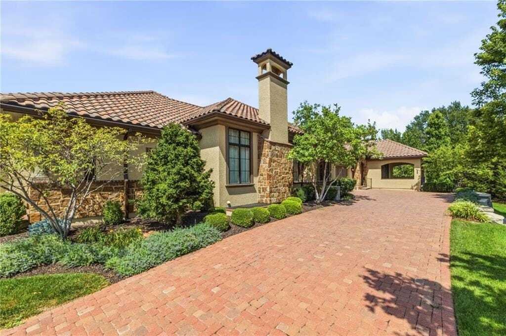 House in Leawood, Kansas, United States 5 - 18519830