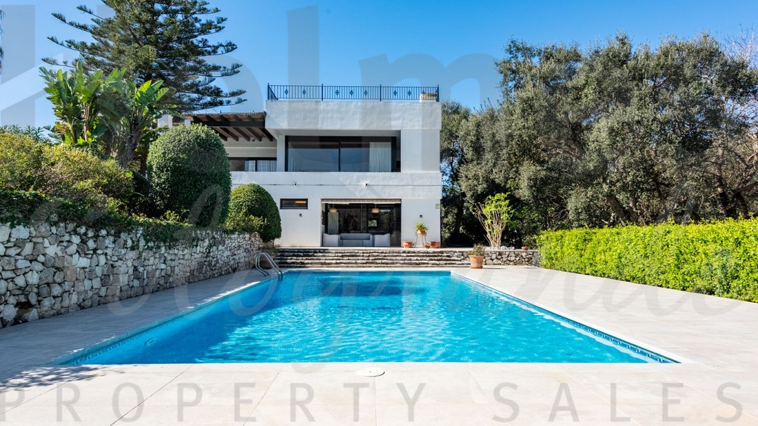 Villa in Sotogrande, San Roque, Andalusia 1 - 18517267