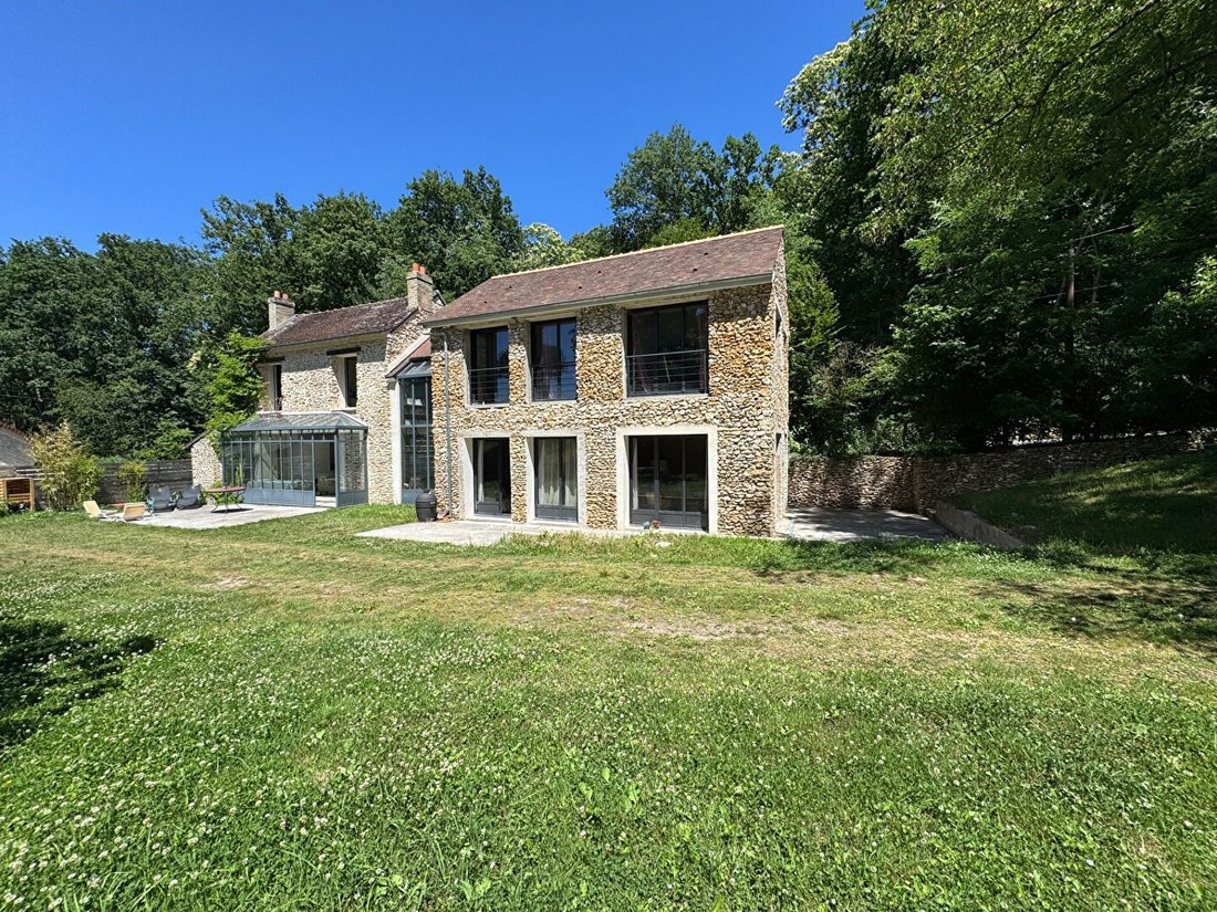 House in Grosrouvre, Ile-de-France, France 2 - 18518783