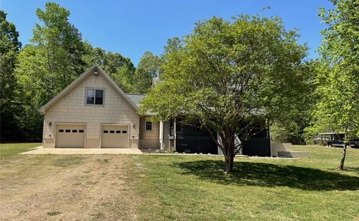 House in Haw River, North Carolina, United States 1