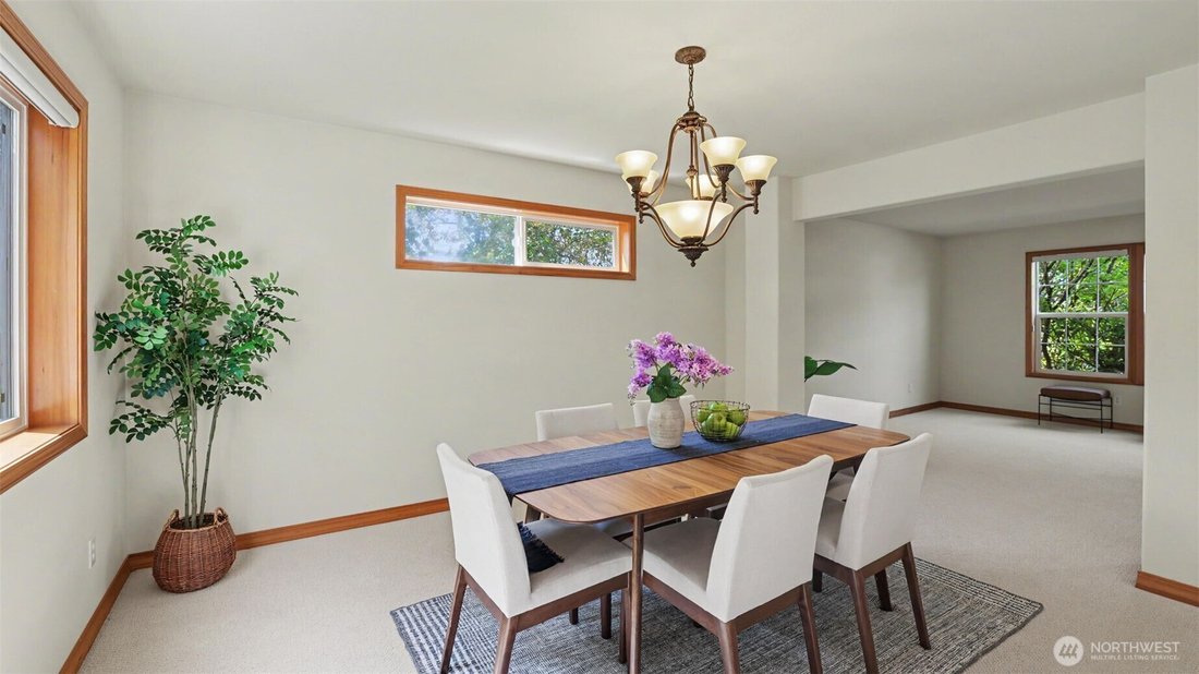 House in Newcastle, Washington, United States 4 - 18520026