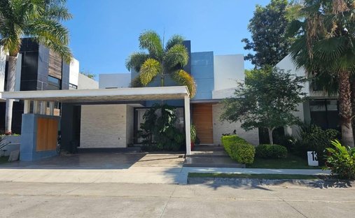 Stadthaus in Altozano, Colima, Mexiko 1