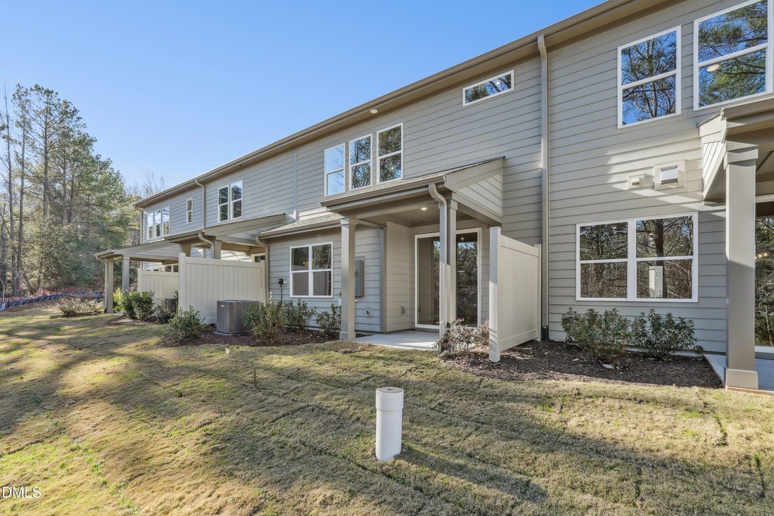 Townhouse in Chapel Hill, North Carolina, United States 2 - 18518676