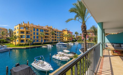 Apartment in Sotogrande, San Roque, Andalusia 1