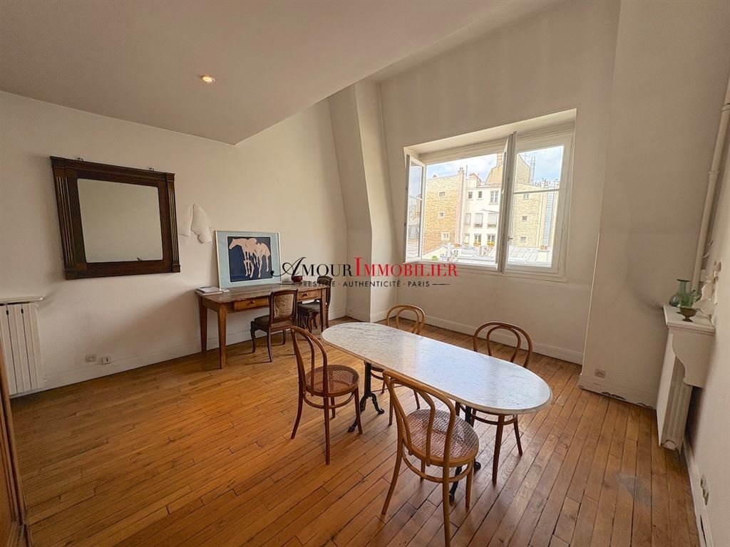 Apartment in Hoche-Friedland, Paris 8e Arrondissement, Paris 2 - 18517456