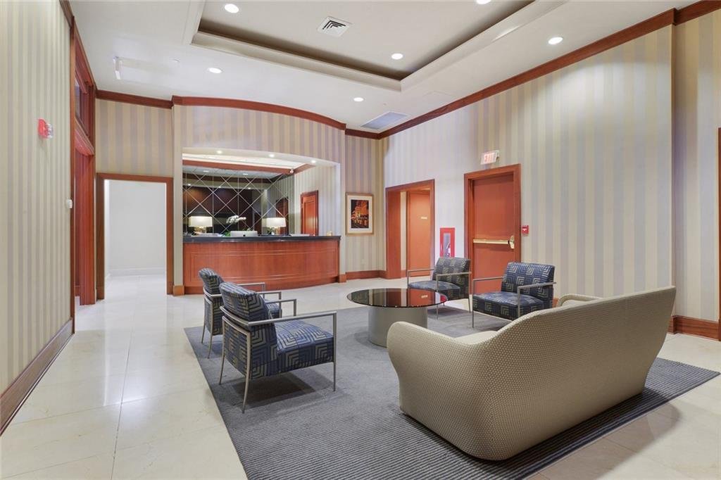 Condo in New Orleans, Louisiana, United States 4 - 18517108