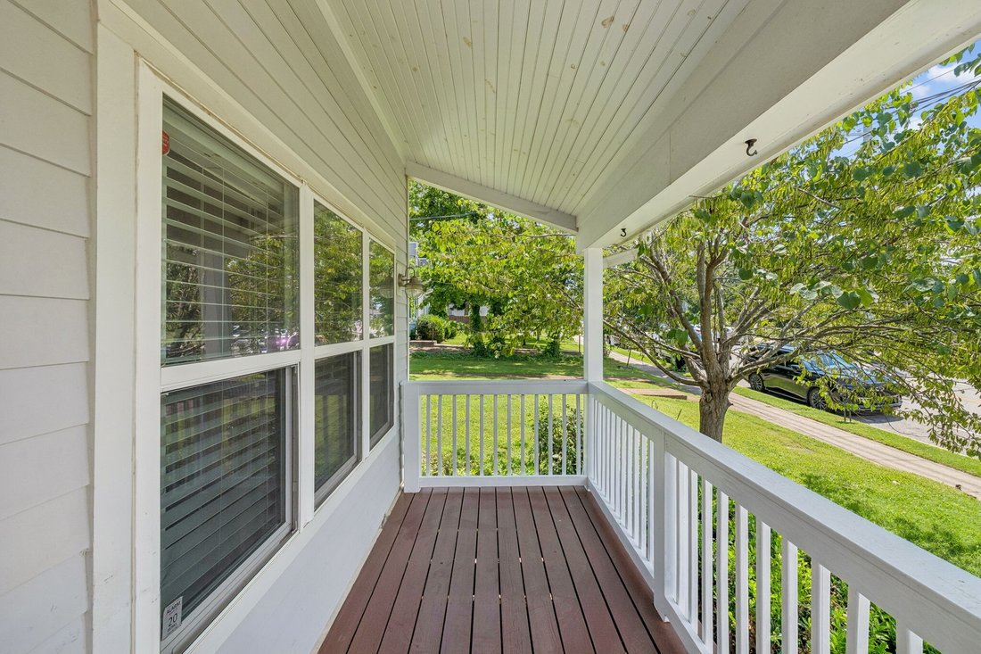 Co Op in Nashville, Tennessee, United States 4 - 18517324