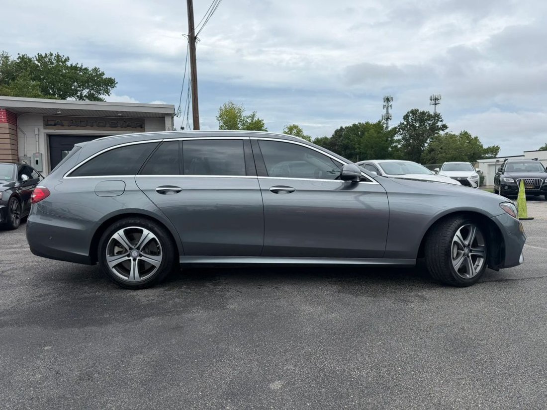 Station Estate Wagon in Virginia Beach, VA, United States 2 - 18519479