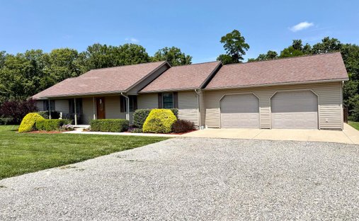 House in Frankfort, Ohio, United States 1