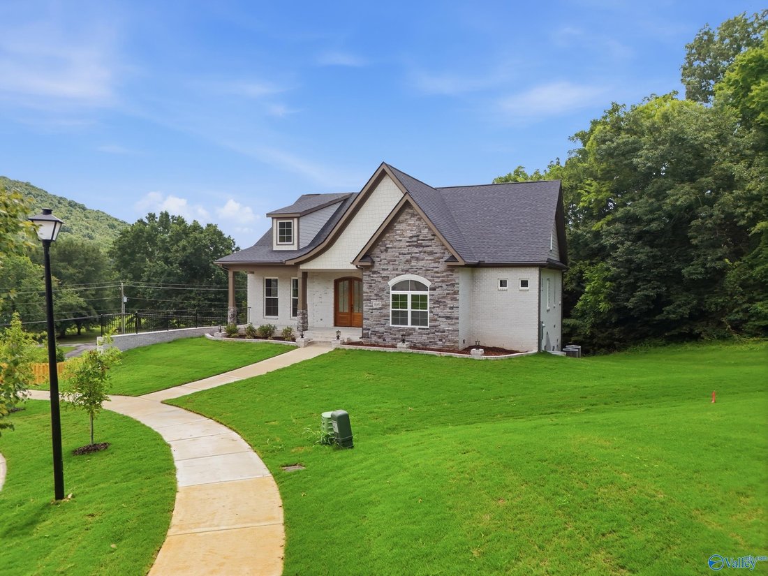 House in Redstone Arsenal, Alabama, United States 3 - 17681423
