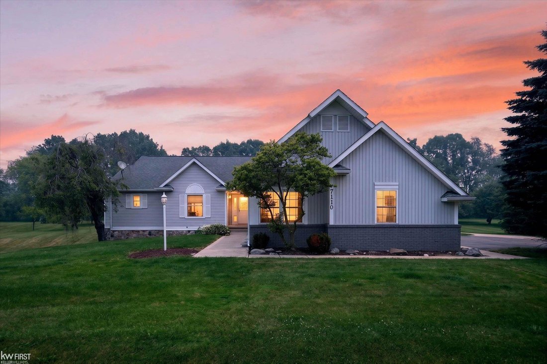 House in Howell, Michigan, United States 1 - 18517367