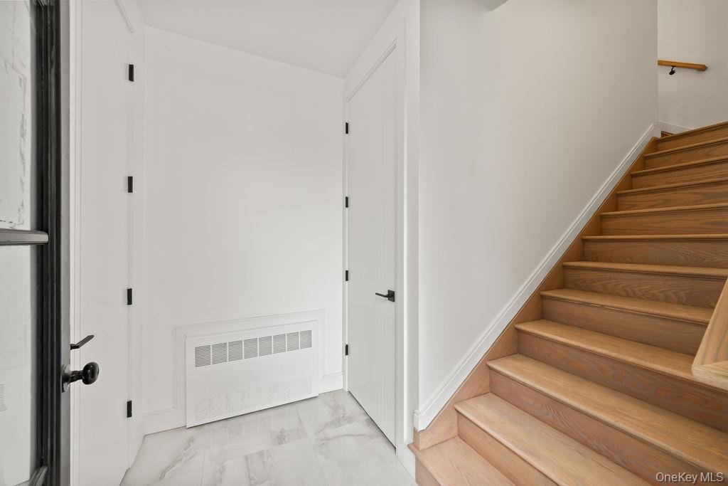 Condo in Spring Valley, New York, United States 3 - 18520166