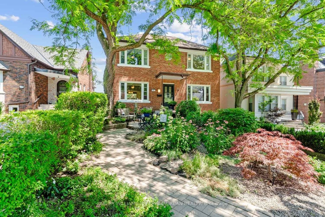House in Toronto, Ontario, Canada 2 - 18508874