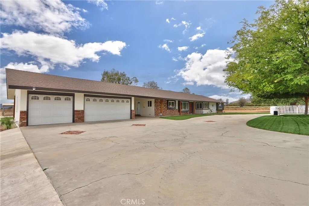 Casa a Hemet, California, Stati Uniti 2 - 18517407