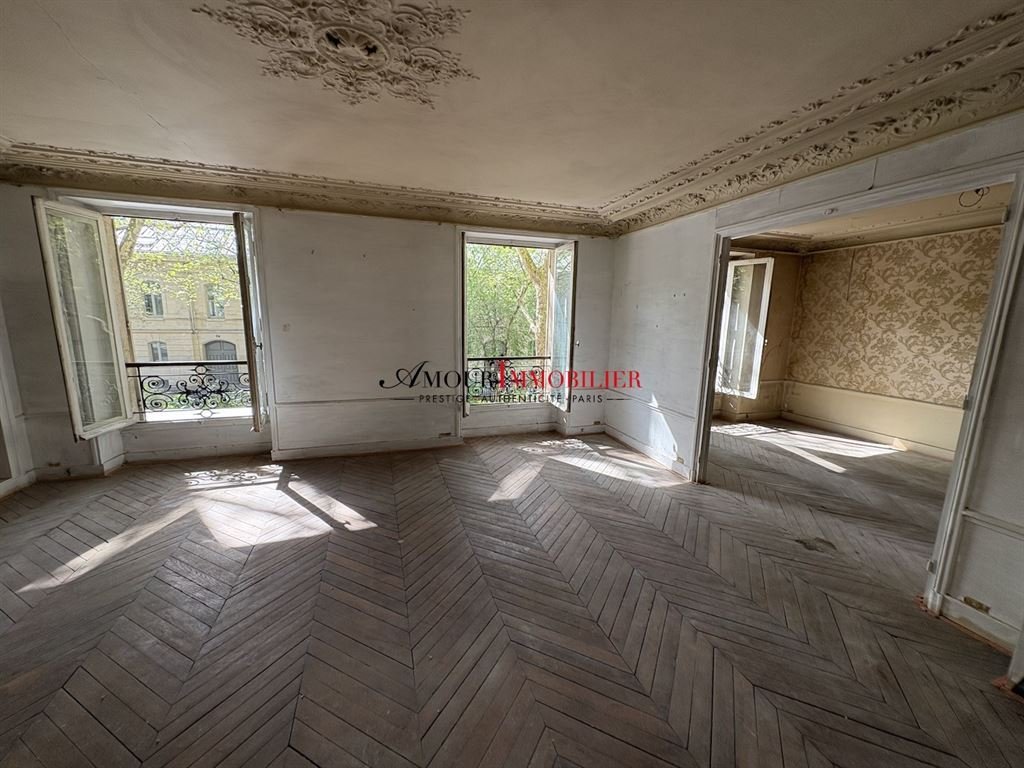 Apartment in Lorette-Martyrs, Paris 9e Arrondissement, Paris 4 - 18517461