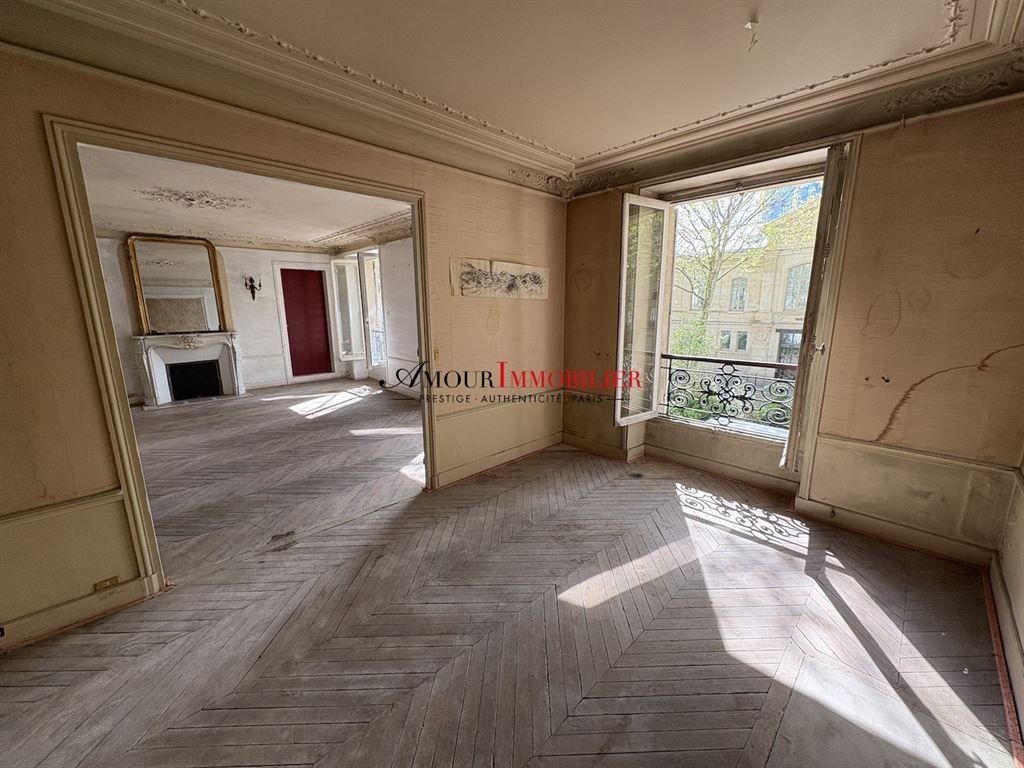 Apartment in Lorette-Martyrs, Paris 9e Arrondissement, Paris 5 - 18517461