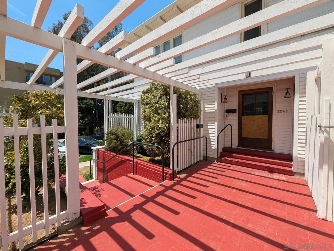House in San Diego, California, United States 2 - 18493565