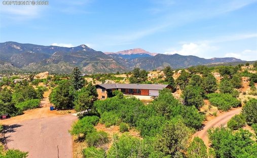 House in Colorado Springs, Colorado, United States 1