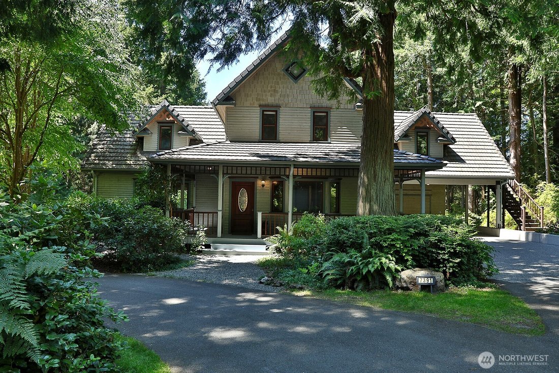 House in Clinton, Washington, United States 1 - 18520008