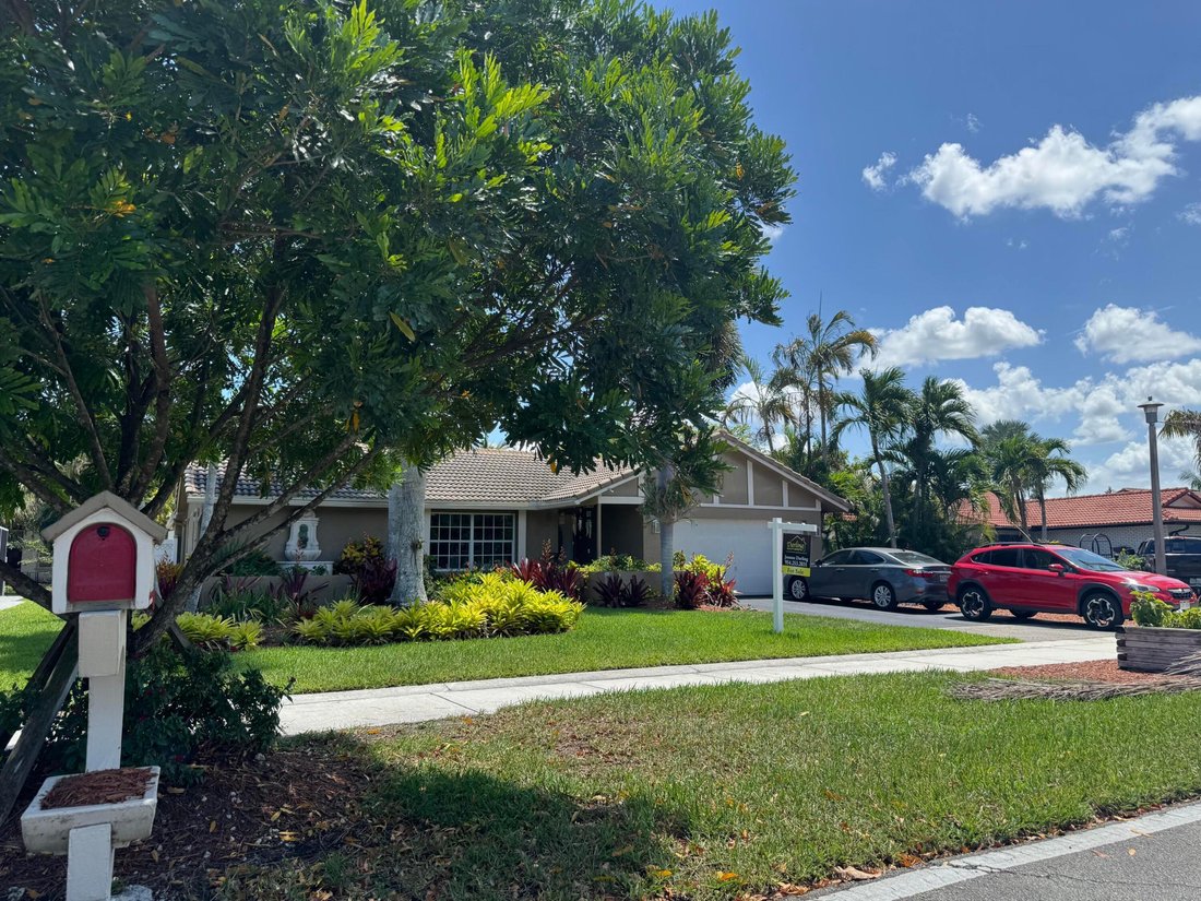 House in Coral Springs, Florida, United States 3 - 18518696