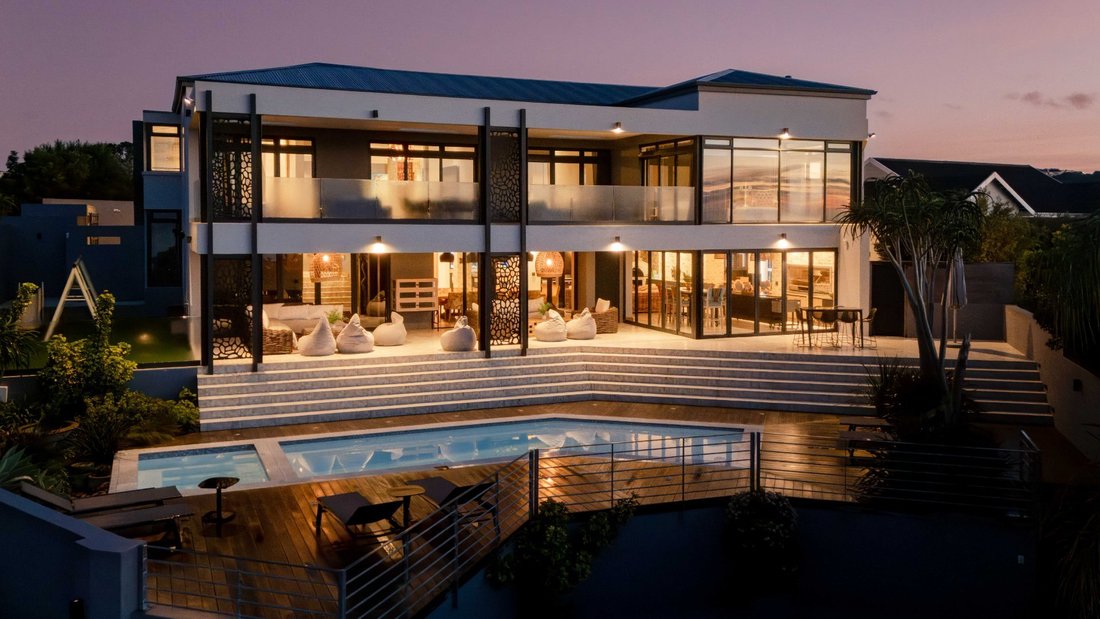 Villa in Brackenridge Private Residential Estate, Western Cape, South Africa 1 - 18520252