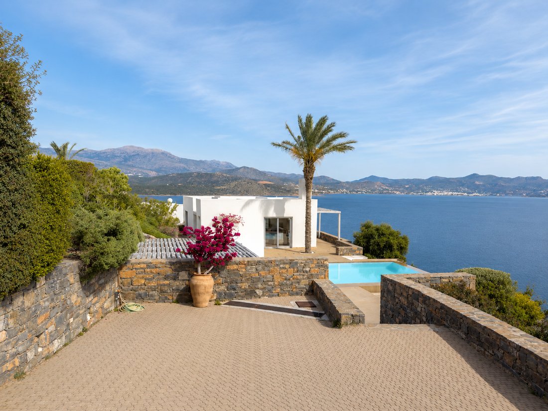 Villa in Community of Kalon Chorion, Agios Nikolaos Municipal Unit, Greece 2 - 18522633
